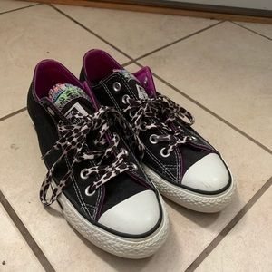 All star converse, size 9, never worn